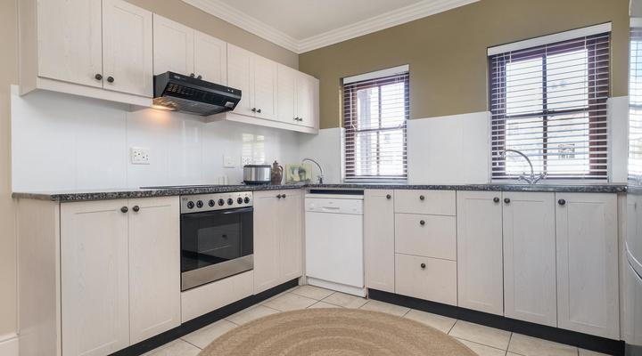 Winelands Golf Lodges 13 by HostAgents