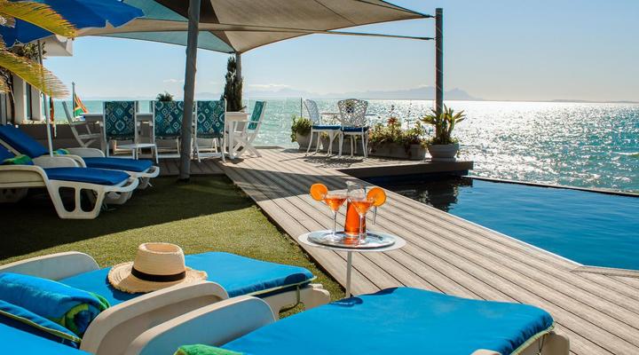 185 on BEACH Boutique Suites and Apartments