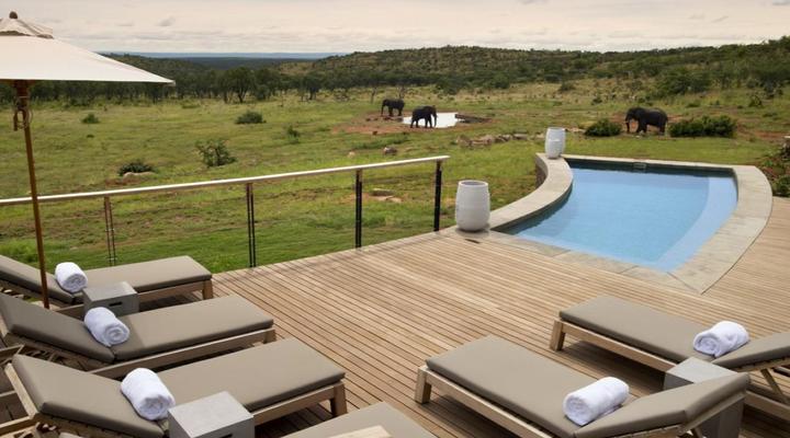 Mhondoro Game Lodge