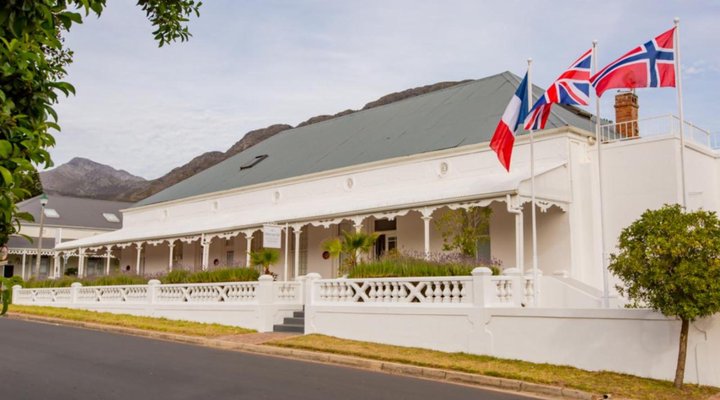 Le Ballon Rouge Guest House