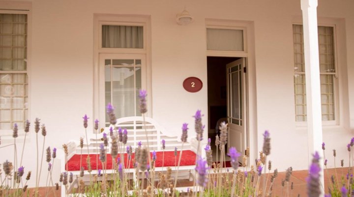 Le Ballon Rouge Guest House