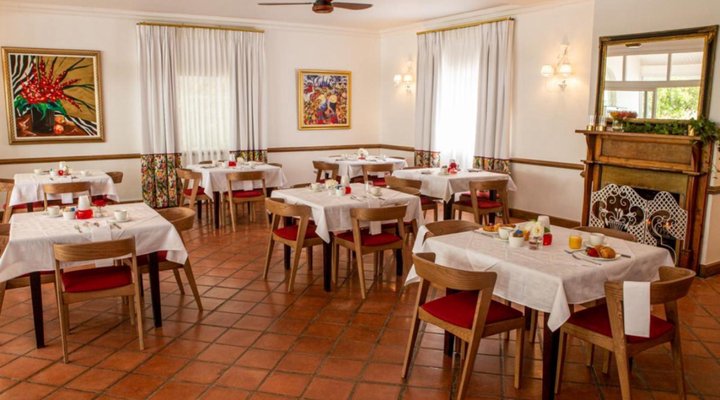 Le Ballon Rouge Guest House
