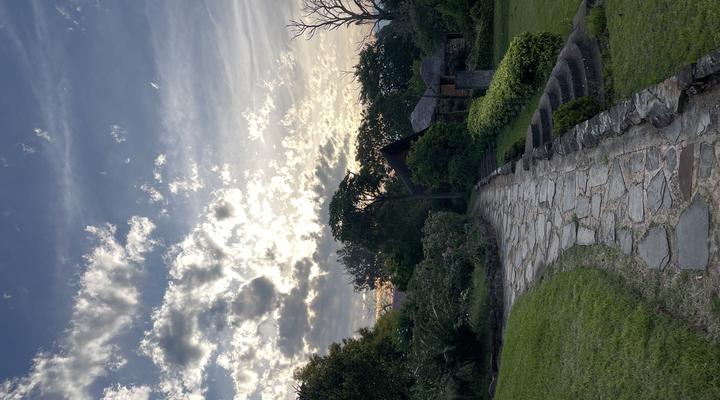 Eagles Ridge Country House