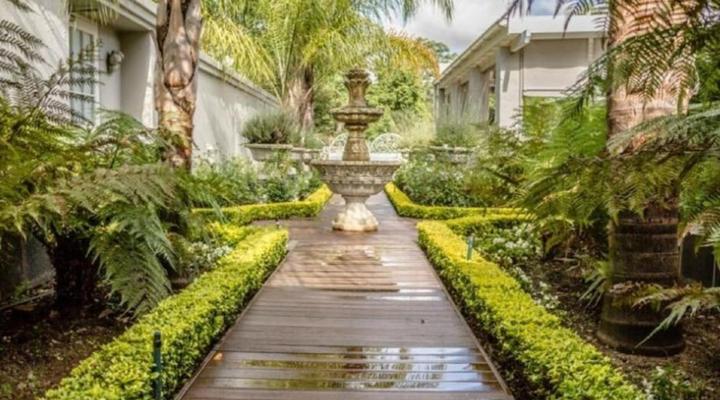 Touch of Class Guest House