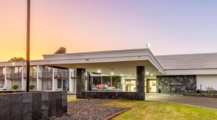 African Sky Hotels: Newcastle Inn