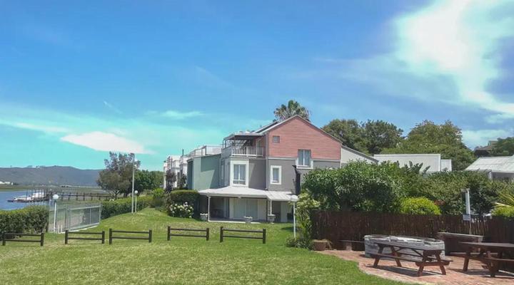 5 Tides End and 5 on Tides End