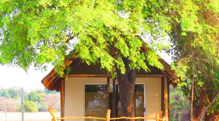 Zambezi King Fisher Lodge