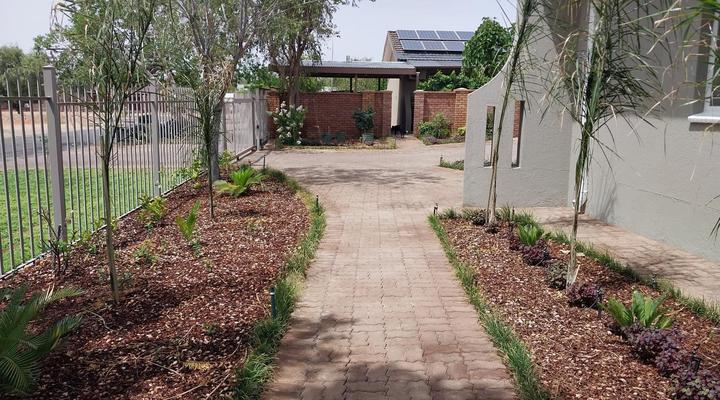 Alucarni Guest House