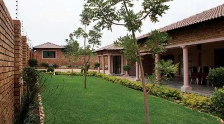 Da Village Villas Lodge