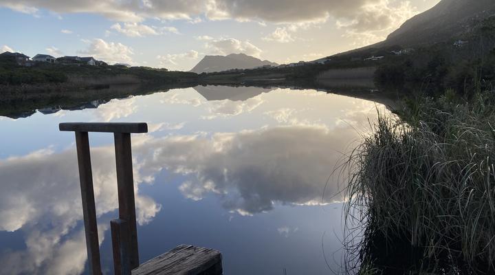 Tobie, Sea and Mountain Views