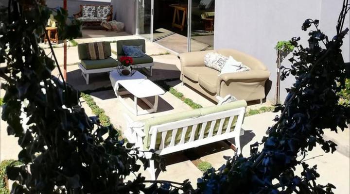 Three Birds Country House