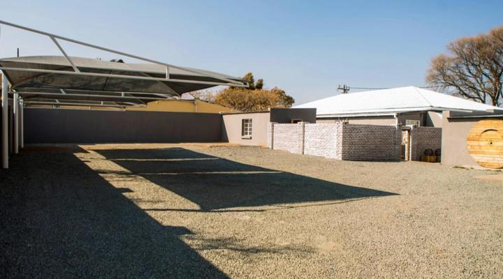 Three Birds Country House