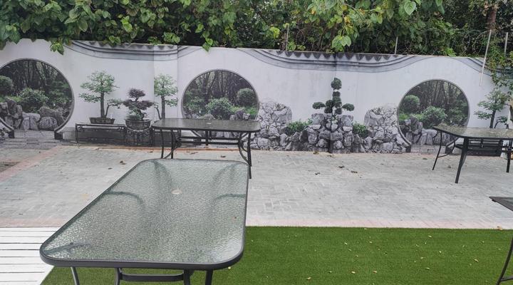 Two Lions Guesthouse