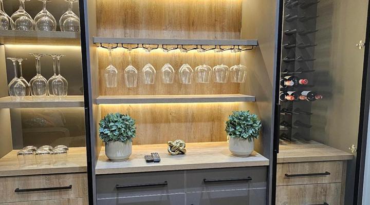 Out of Bounds - Highland Gate 1018