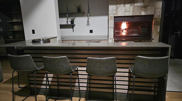 Out of Bounds - Highland Gate 1018