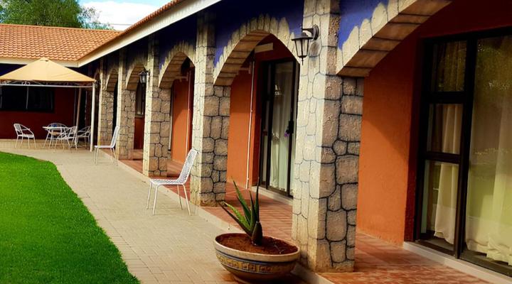 Villa Mexicana Guesthouse