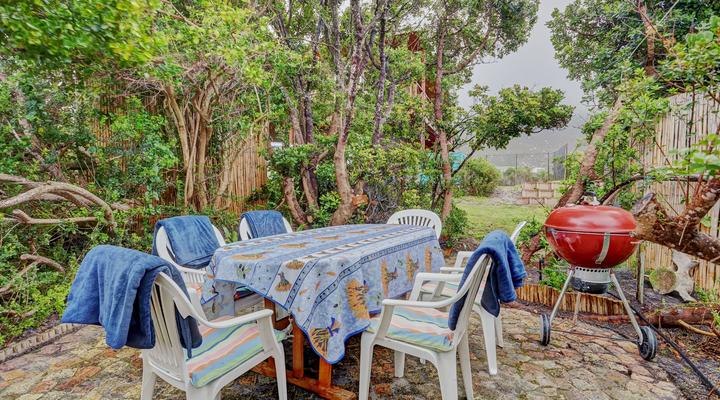 Tobie, Sea and Mountain Views