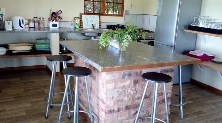 Lake Lintrose Self-catering Cottages