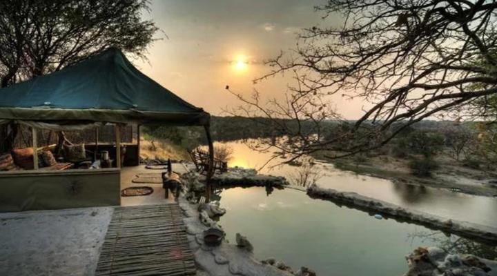 Meno a Kwena Tented Camp