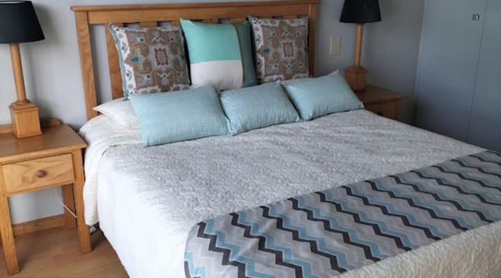 Brookes Hill Beachfront Apartment