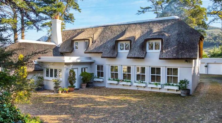 Idyllic Constantia Home