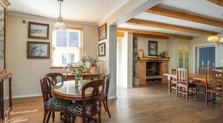 Idyllic Constantia Home