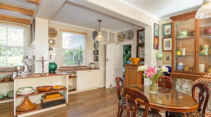 Idyllic Constantia Home