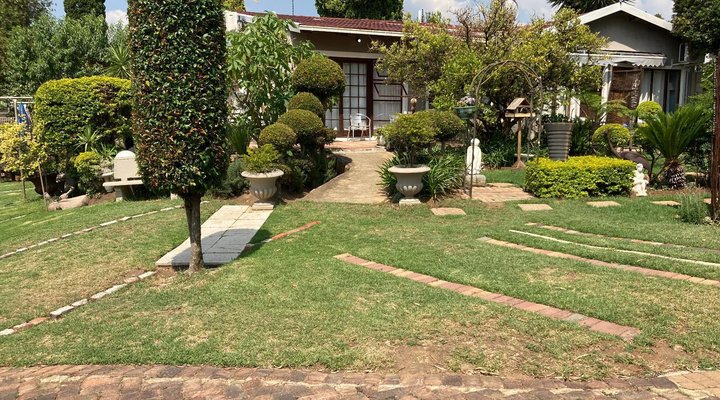 5th Avenue Guest House