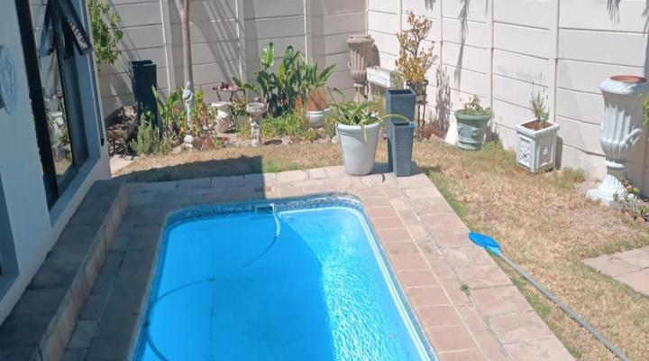 Crystalvilla Guest House