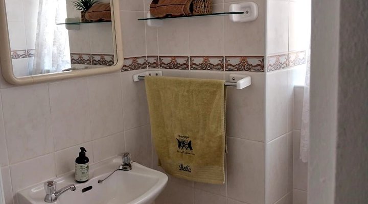 Cayman Beach House No 38