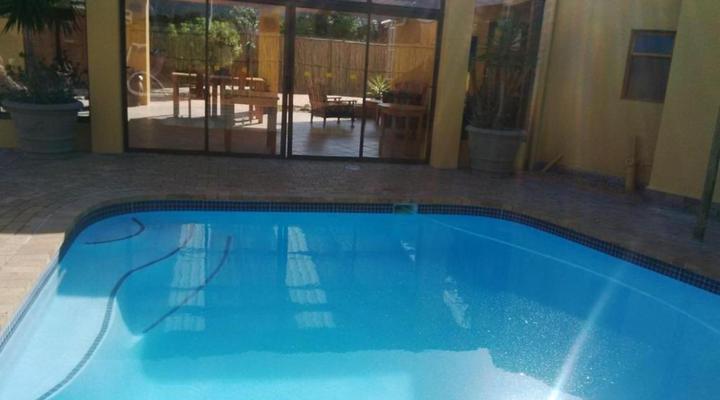 Flintstones Guest House Cape Town