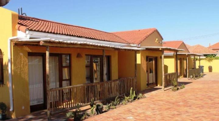 Flintstones Guest House Cape Town