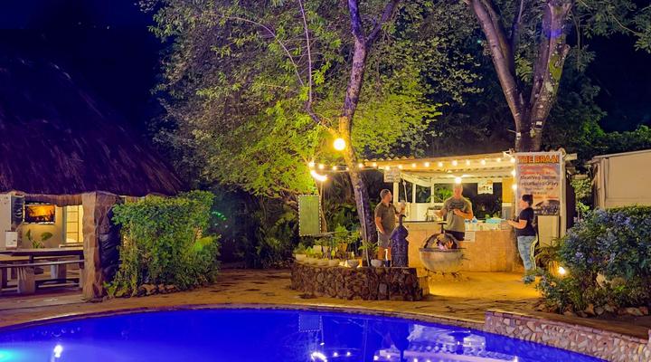 Victoria Falls Backpackers Lodge 