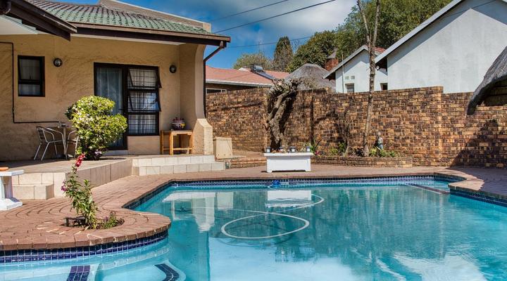 Woodpecker's Inn Guesthouse