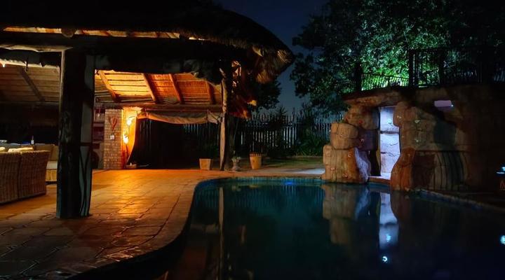 Clyde's on Dale Guest House