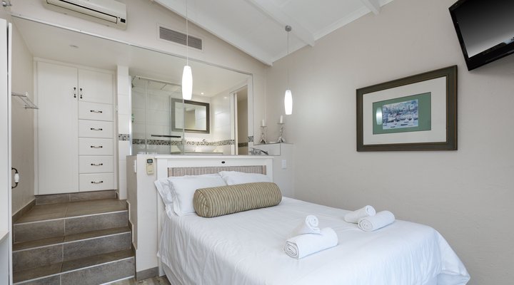 Sea views @ San Lameer Villa 2205