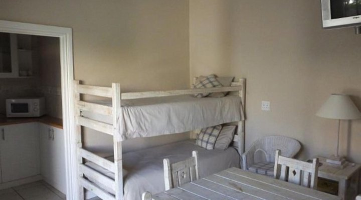 Pollok Guest Lodge