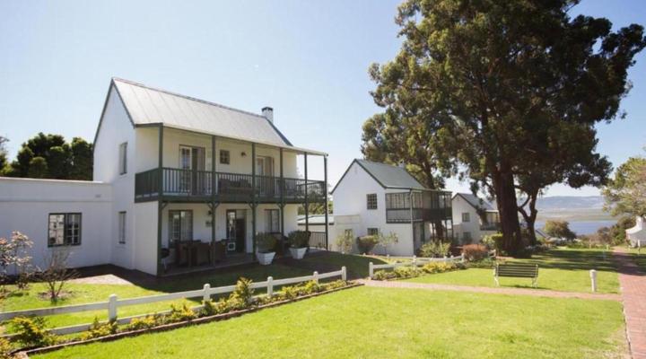 Exquisite Cottage 20