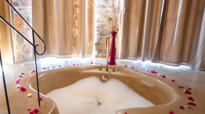 Le Mirage Resort & Spa