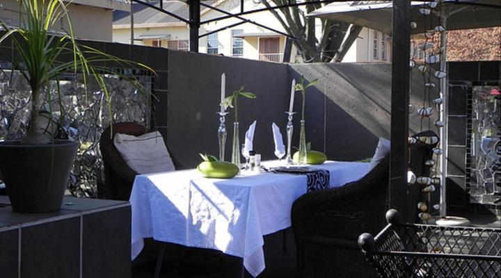 44 on Ennis - Guest Lodge