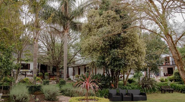 Aan de Oever Guesthouse