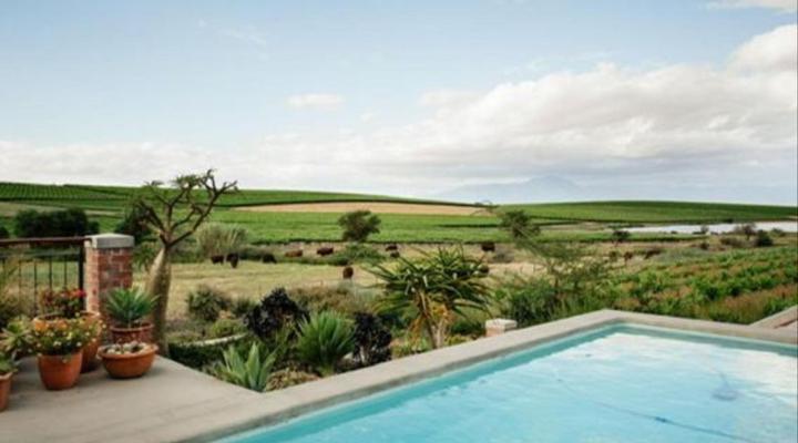 Vineyard Views Country House