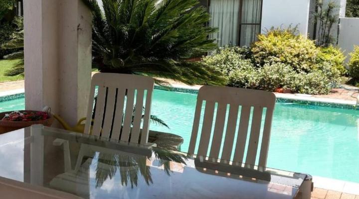 Bettie's Luxury Lodge