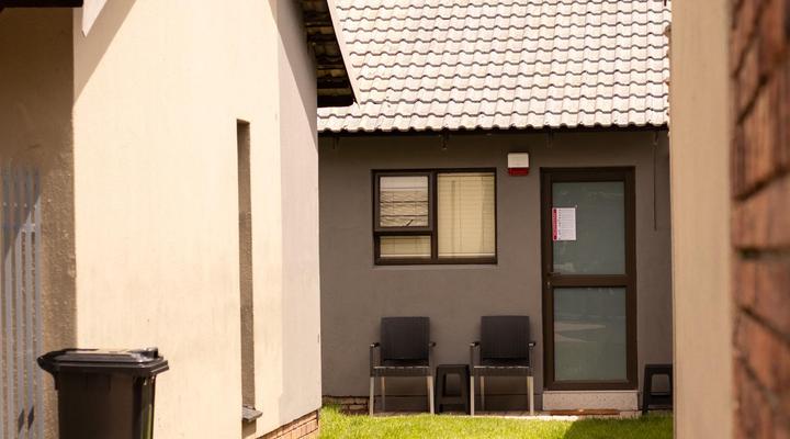 Leipoldt Self Catering Apartment