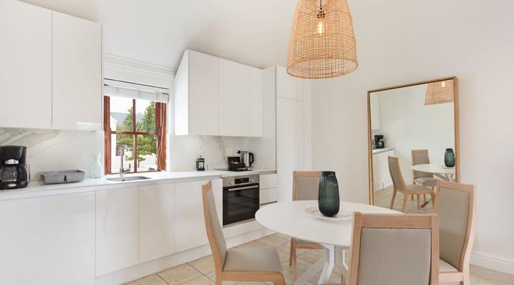 Winelands Golf Lodges 9 by HostAgent