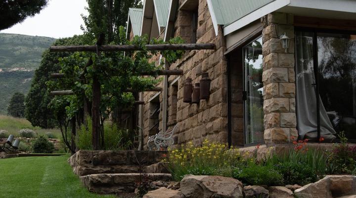 The Clarens Country House