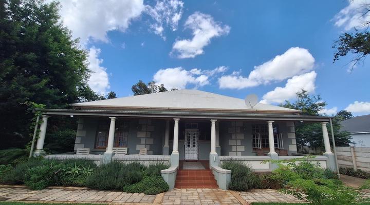 Oude Post Guesthouse and Cottage