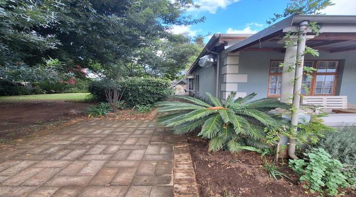 Oude Post Guesthouse and Cottage