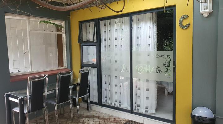 Che La Moir Guesthouse