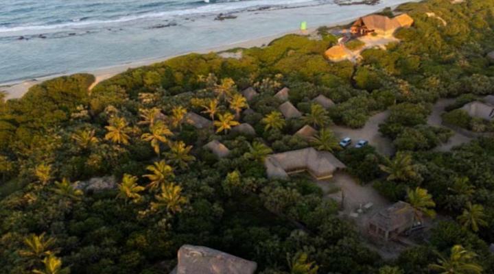 Mango Beach Lodge